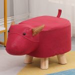 Taburet pentru Copii, Team, Scaun Tip Taburet, Model Vacuta, din Lemn Masiv, Scaun pentru Copii, 30 x 25 x 25 cm,